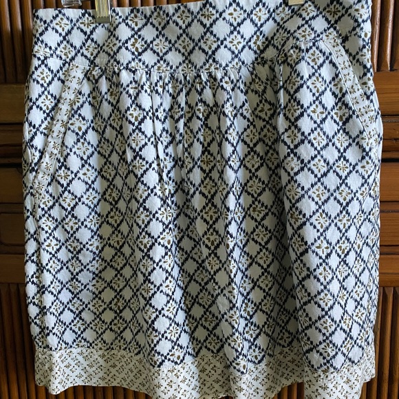 LOFT Dresses & Skirts - Ann Taylor Loft Women’s Mini Skirt